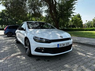 VOLKSWAGEN SCIROCCO 1.4 TSI Alcantara. 8 kerék (18)