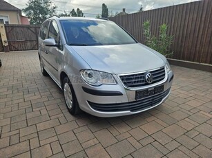 VOLKSWAGEN TOURAN 1.9 PD TDi Trendline Navi!Tempomat!Digit.klíma!