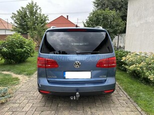 VOLKSWAGEN TOURAN 2.0 CR TDI Highline Cross. Xenon. Állófűtés. Navi. Tempomat 8 kerék