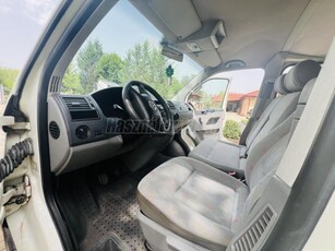 VOLKSWAGEN TRANSPORTER 1.9 TDI Multivan