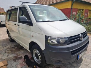 VOLKSWAGEN TRANSPORTER T5 Caravelle 2.0 CR TDI Comfortline