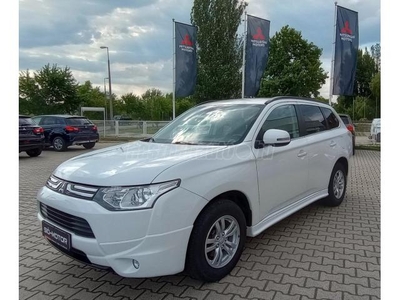 MITSUBISHI OUTLANDER 2.0 MIVEC Invite 2WD