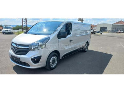 OPEL VIVARO 1.6 CDTI L2H1 2.9t Premium Euro 6 SZERVIZKÖNYV ! NAVI ! TOLATÓKAMERA! TEMPOMAT !