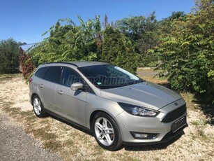 FORD FOCUS 1.5 EcoBoost Titanium Végig vezetett szervizkönyves+1 év garancia