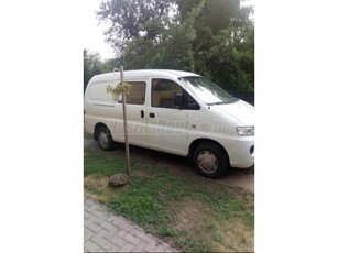 HYUNDAI H-1 Standard Van