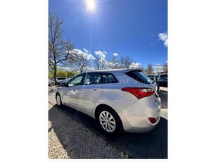 HYUNDAI I30 1.6 CRDi HP Business