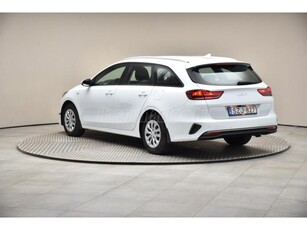 KIA CEE'D Ceed SW 1.5 T-GDI Silver MAGYAR 1.TUL-LED-APP-K+Ü.FŰTÉS-T.RADAR-KAMERA-SÁVTARTÓ-91e KM!