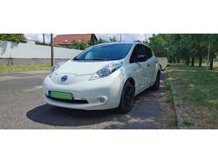 NISSAN LEAF Black 30 kWh (Automata) Balck Edition.11 pálca.8.800 km.1 év aksi garancia.tolatókamera