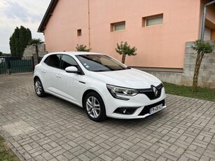 RENAULT MEGANE 1.5 dCi Zen Kitűnő állapot végig szervizelt