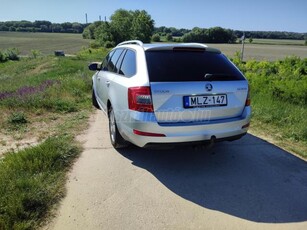 SKODA OCTAVIA Combi 1.4 TSI Elegance