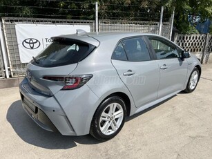 TOYOTA COROLLA 1.8 Hybrid Comfort e-CVT 2021 - led - navi - kamera - radar - ülésfűtés - vezetést tám. rendszerek