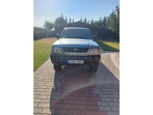 TOYOTA HI LUX Hilux 2.5 D-4D 4x4 Double SR