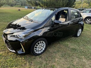 TOYOTA YARIS 1.5 VVT-i Hybrid Comfort e-CVT Magánszemélytől! Magyarországi! Vezetett szervizkönyv!