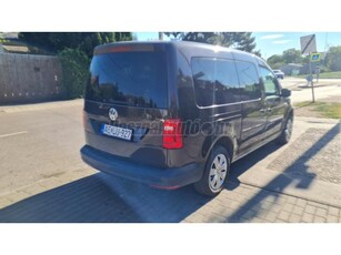 VOLKSWAGEN CADDY 2.0 TDI SCR BMT Highline DSG (7 személyes ). 7 SZEMÉLYES MAGÁNSZEMÉLYTŐL BŐRÜLÉSEK KLÍMA PDC