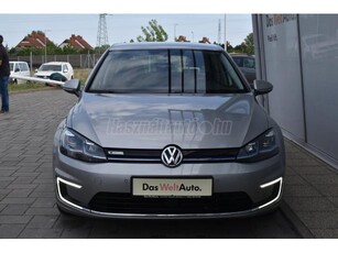 VOLKSWAGEN GOLF VII e-Golf Részletre 20% kezdőbefizetéssel. Visszaigényelhető Áfával! 2Év Prémium Garanciá