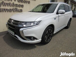 Mitsubishi Outlander 2.0 Phev Instyle Navi 4WD...