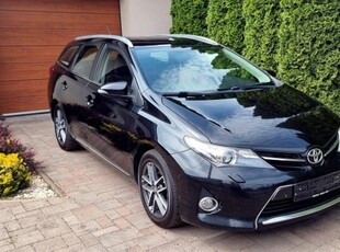 Toyota Auris Touring Sports 1.6 Limited Navi Ül...