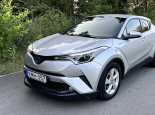 Toyota C-HR 1.8 Hybrid Active (ülésfűtéssel) e-...