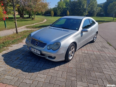 Mercedes-Benz C-Osztály