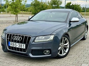 AUDI A5 3.0 TDI DPF quattro 3x S Line// panorám...