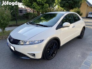 Honda Civic 1.4 Sport Gyöngyház!