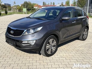 KIA Sportage 2.0 CRDi EX Prémium 4x4 Sérülésmen...