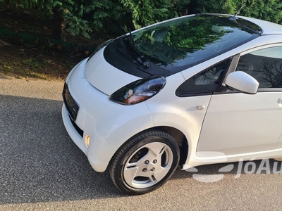 MITSUBISHI i-MIEV