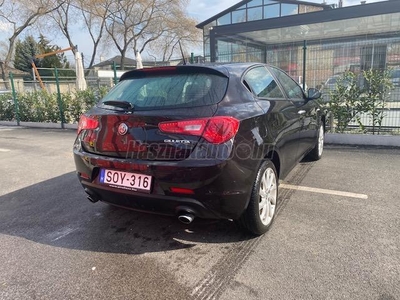 ALFA ROMEO GIULIETTA 2.0 JTD Super Navi! 8db.gumi!