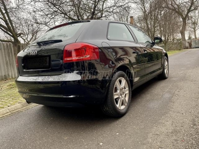 AUDI A3 1.6 Attraction 130000 km !