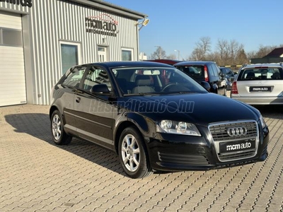 AUDI A3 1.6 Attraction KLÍMA/ESP/16' ALU/SZ.KÖNYV