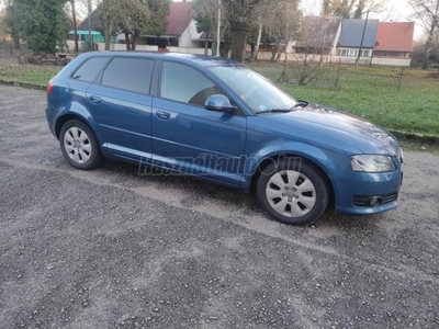 AUDI A3 1.6 TDI Ambiente DPF Ar alatt