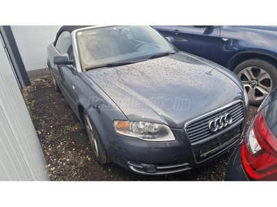 AUDI A4 CABRIO 2.0 TFSI Multitronic