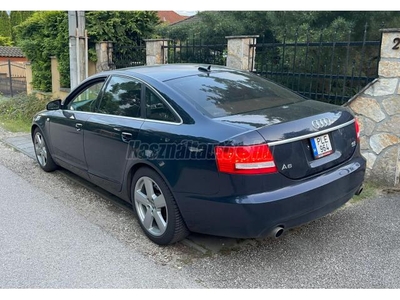 AUDI A6 4.2 V8 quattro Tiptronic ic