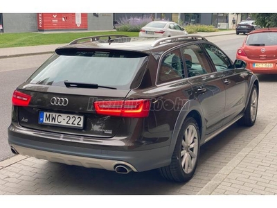 AUDI A6 ALLROAD 3.0 V6 TDI quattro S-tronic