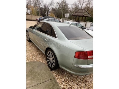 AUDI A8 quattro 6.0 W12 Tiptronic ic