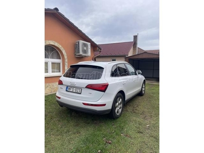 AUDI Q5 2.0 TDI