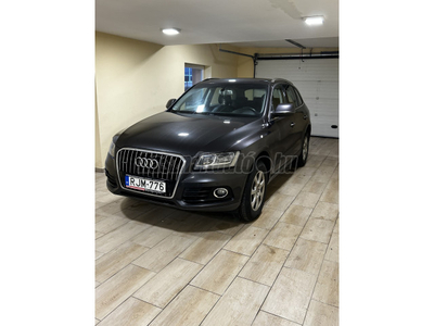 AUDI Q5 2.0 TDI Sport quattro S-tronic