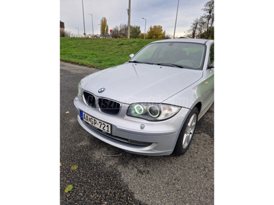 BMW 118i Kítűnő állapotú.Szervízkönyv. Bi-xenon.199ezer km!