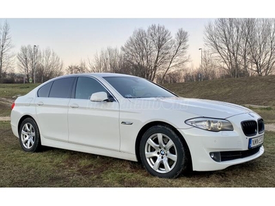 BMW 520d (Automata) Gyári Fényezés+Téli.Nyári Kerék!