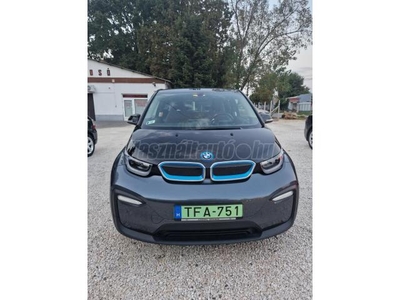 BMW I3 94Ah (Automata) LED-NAGY_NAVi-FűTHETő üLéSEK-E/H PARKRADAR-HőSZiVATTYÚ-DC TÖLTÉS