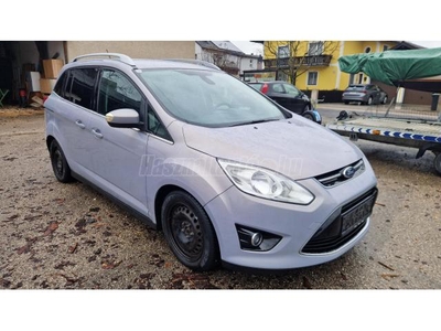 FORD C-MAX Grand1.6 TDCi Titanium [7 személy]