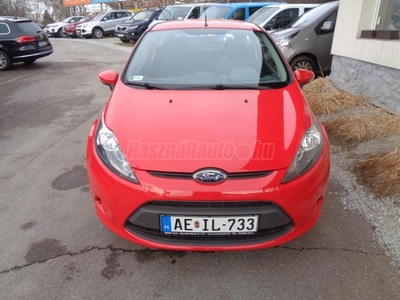 FORD FIESTA 1.25 Trend 49ekm! SZERVIZKÖNYV! FRISS MUSZAKI!