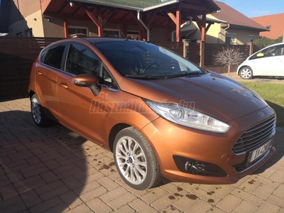 FORD FIESTA 1.5 TDCi Titanium TEMPOMAT.DIGITKLÍMA.FÉLBŐR.2xÜLÉSFŰTÉS