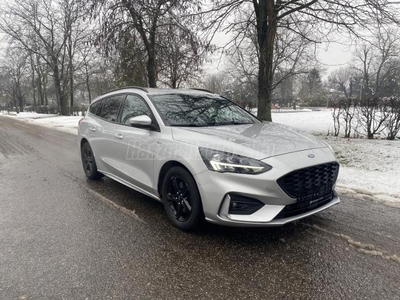 FORD FOCUS 1.5 EcoBoost ST-Line 51567km!!vezetett szervizkönyv !!