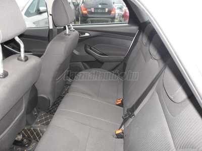 FORD FOCUS 1.6 TDCi Titanium KLÍMÁS///SZERVIZKÖNYVES