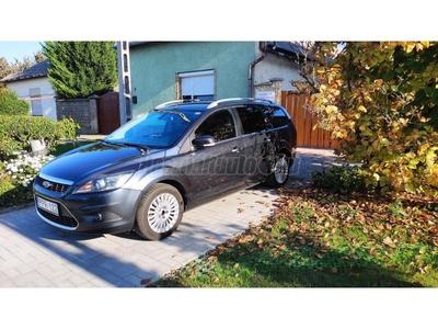 FORD FOCUS 1.6 Ti-VCT Titanium