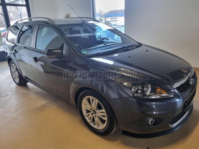 FORD FOCUS 1.8 FFV Titanium Végig vezetett szervízkönyv.Balesetmentes.Teljes dokumentáció