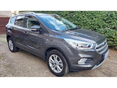 FORD KUGA 1.5 EcoBoost Titanium