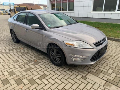 FORD MONDEO 2.0 FFV Ghia GARANTÁLT KM!FRISS MŰSZAKI VIZSGA!