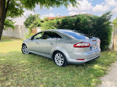 FORD MONDEO 2.0 TDCi Champions Titanium Powershift